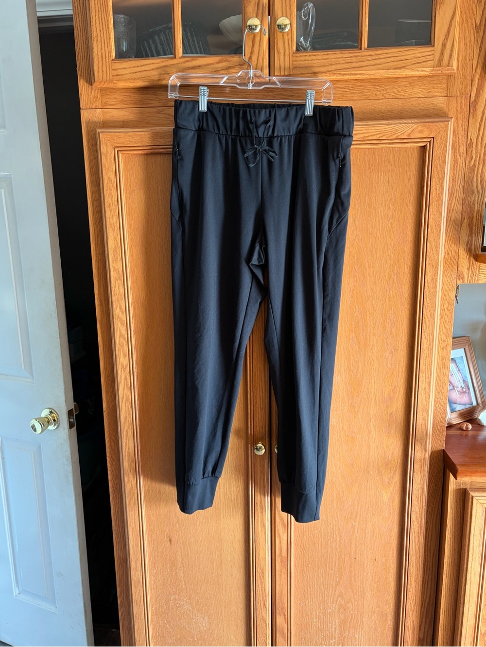 Spyder Men's Black Athletic Joggers with Drawstring elastic Waist size M